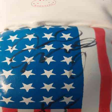 Mayweather Jr und Broner Signierter Glove