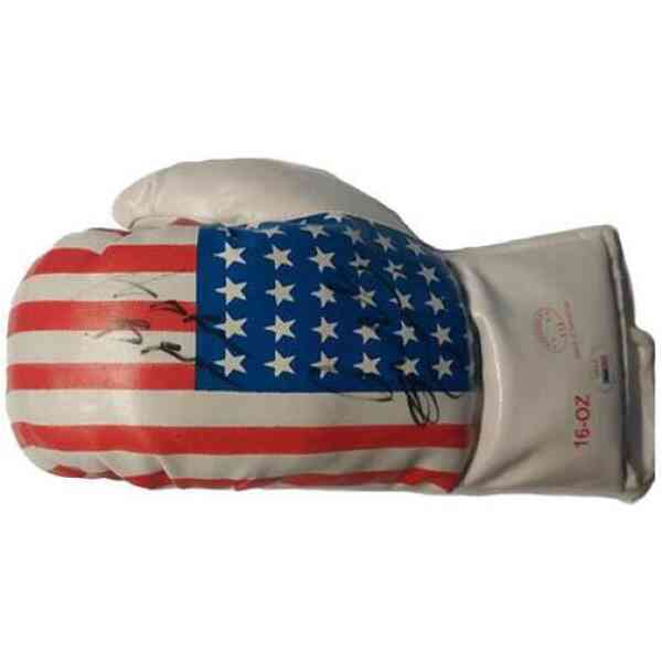 Mayweather Jr und Broner Signierter Glove