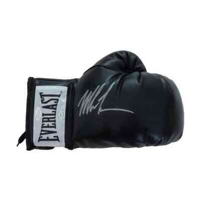 Mike Tyson Signierter Everlast Black Boxing Glove