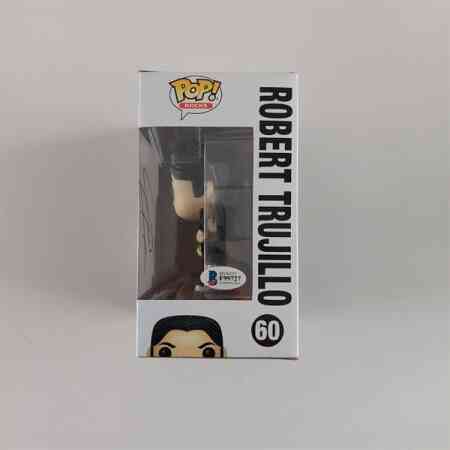 Robert Trujillo signierter Metallica Funko
