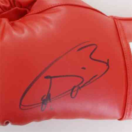 Saul Canelo Alvarez Signierter Boxing Glove