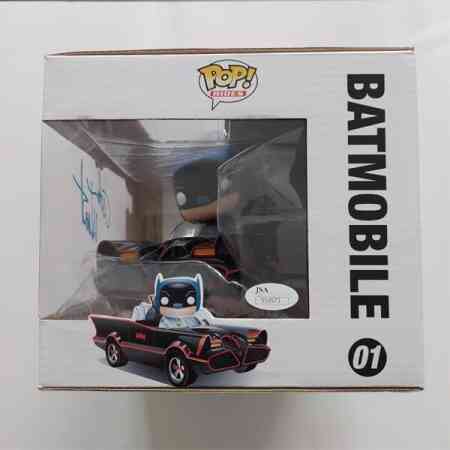 Adam West Signierter Batman Rides Funko