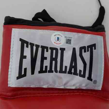 Tyson Fury Signierter Rot Boxing Glove